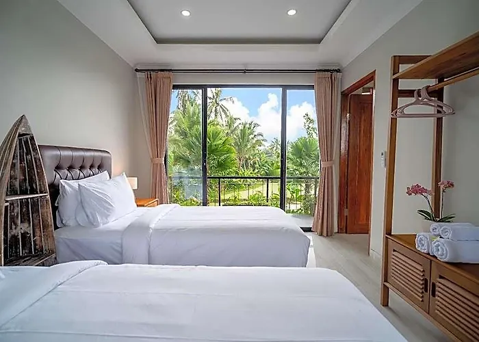 ホテル Puri Kembang Ayu Private 4*